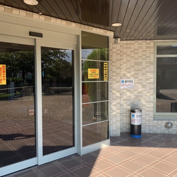 エントランス①